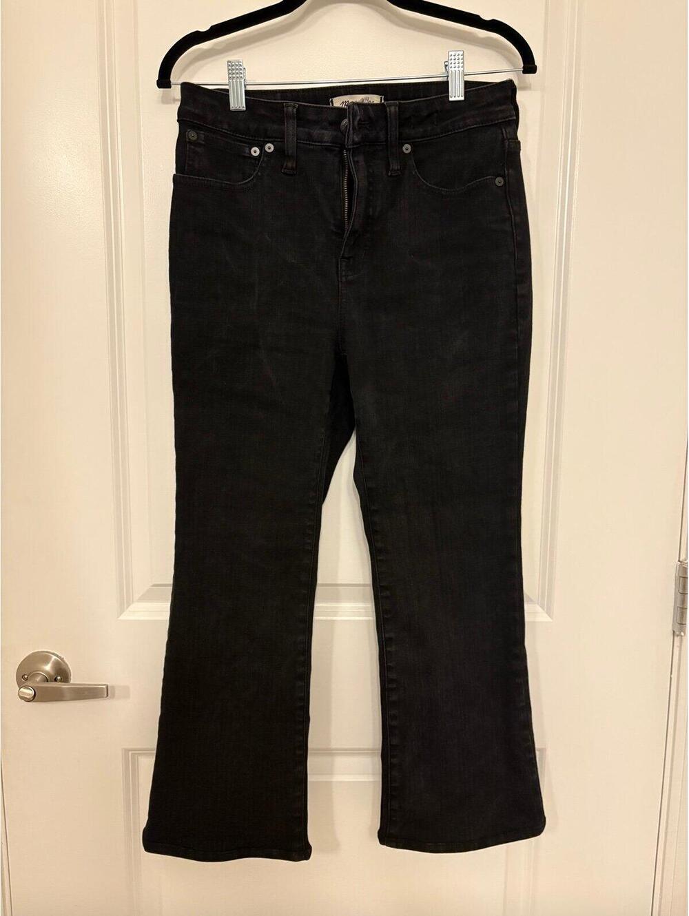 Petite Friendly Madewell Curvy Kick Out Jeans Size 28 Black Wash